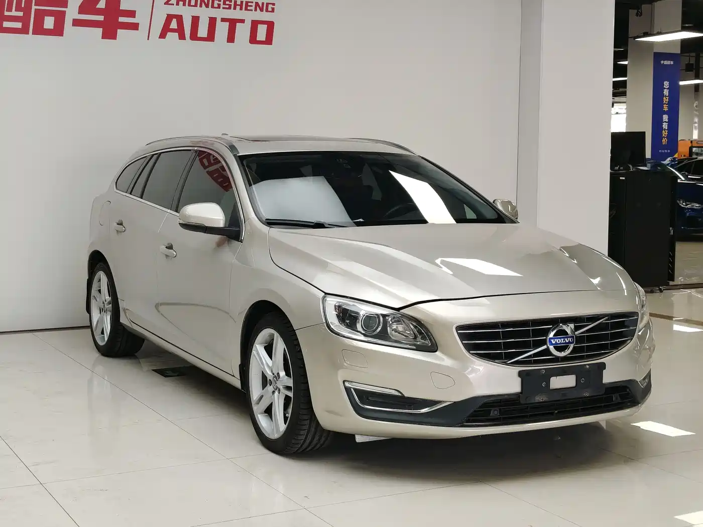 VOLVO V60