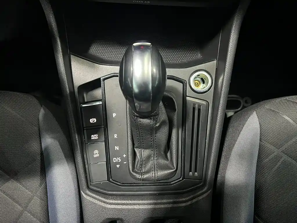 Volkswagen Lavida 2023 1.5L Auto Delight Edition фото 13