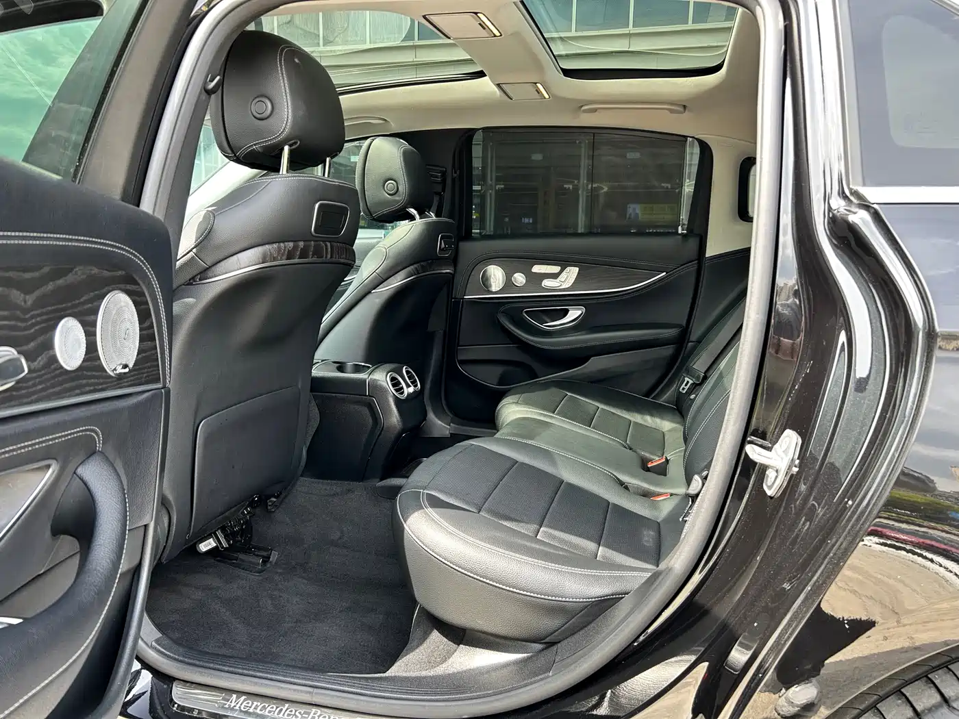 Mercedes-Benz E-Class 2019 Facelift E 300 L Sport Fashion фото 19