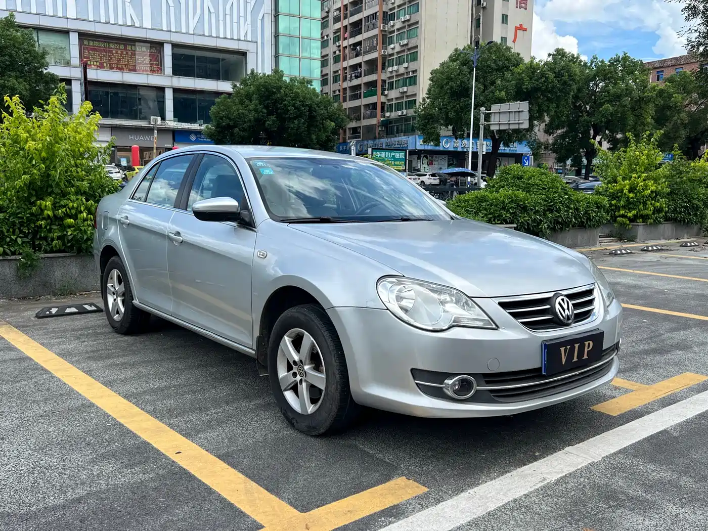 Volkswagen Bora 2011 2012 1.6L Automatic Fashion Model