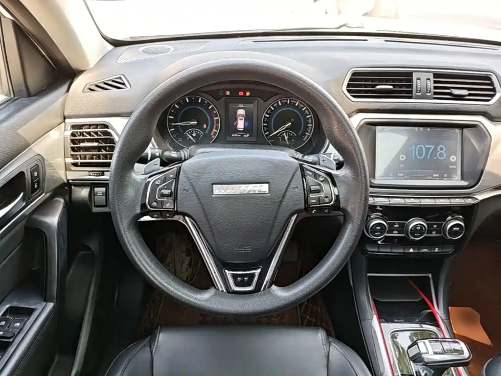 Фото 7 - Haval H2