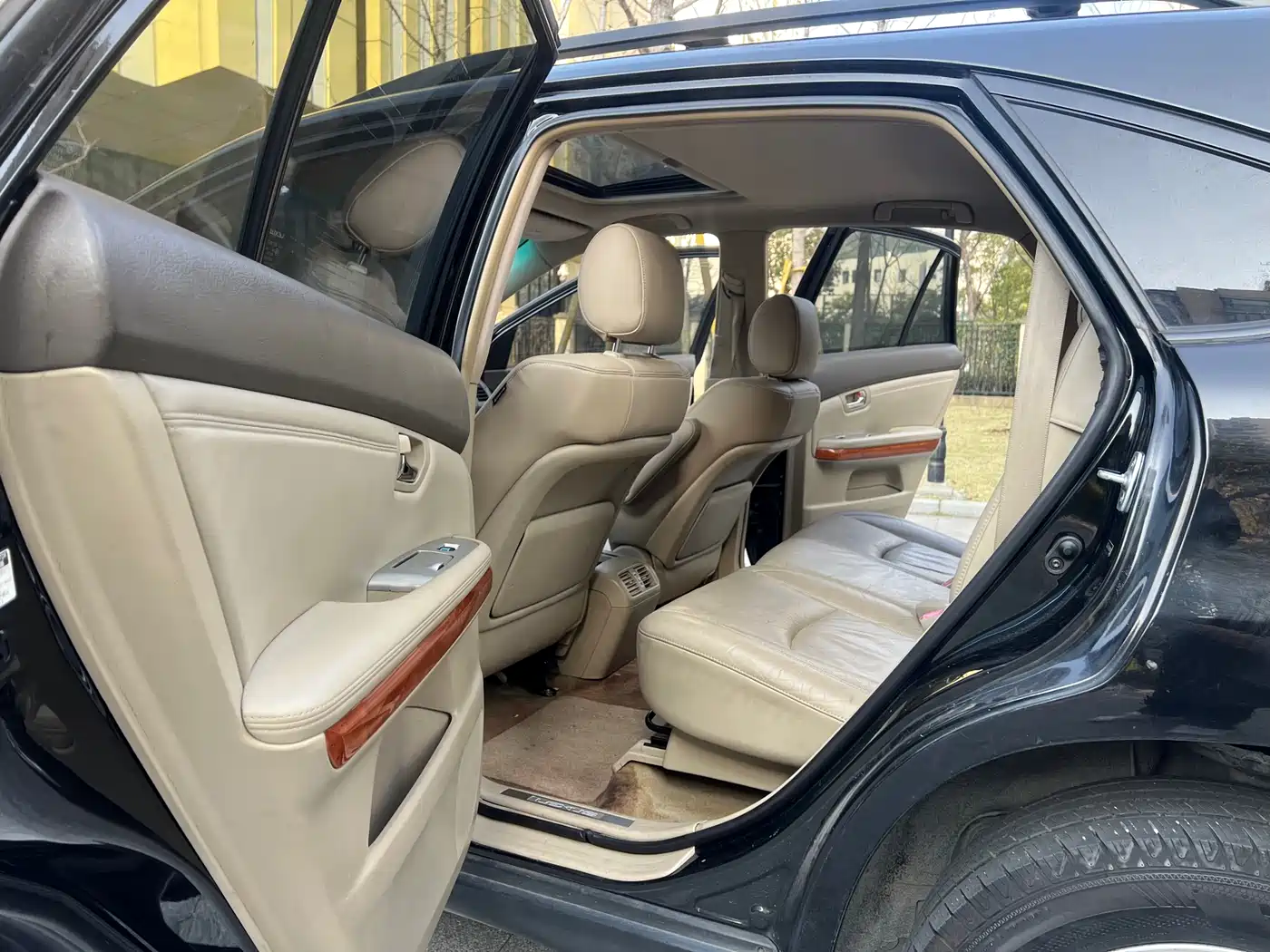 Lexus RX Classic 2009 Model 350 Luxury Edition фото 11