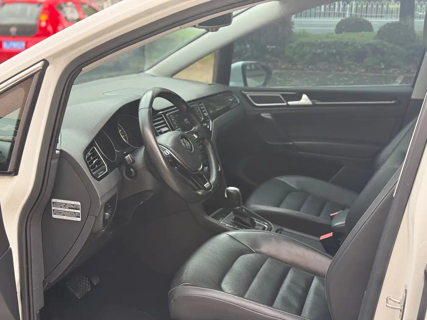 Volkswagen Golf (Import) 2015 1.4TSI Sportsvan фото 3