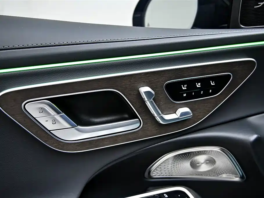 Mercedes-Benz E-Class 2025 Facelift E 300 L Premium фото 24