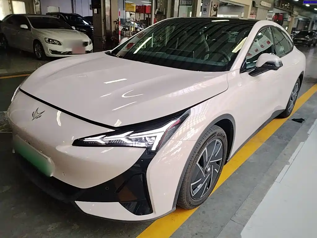 ARCFOX Alpha S5 2025 2024 560PRO 185kW
