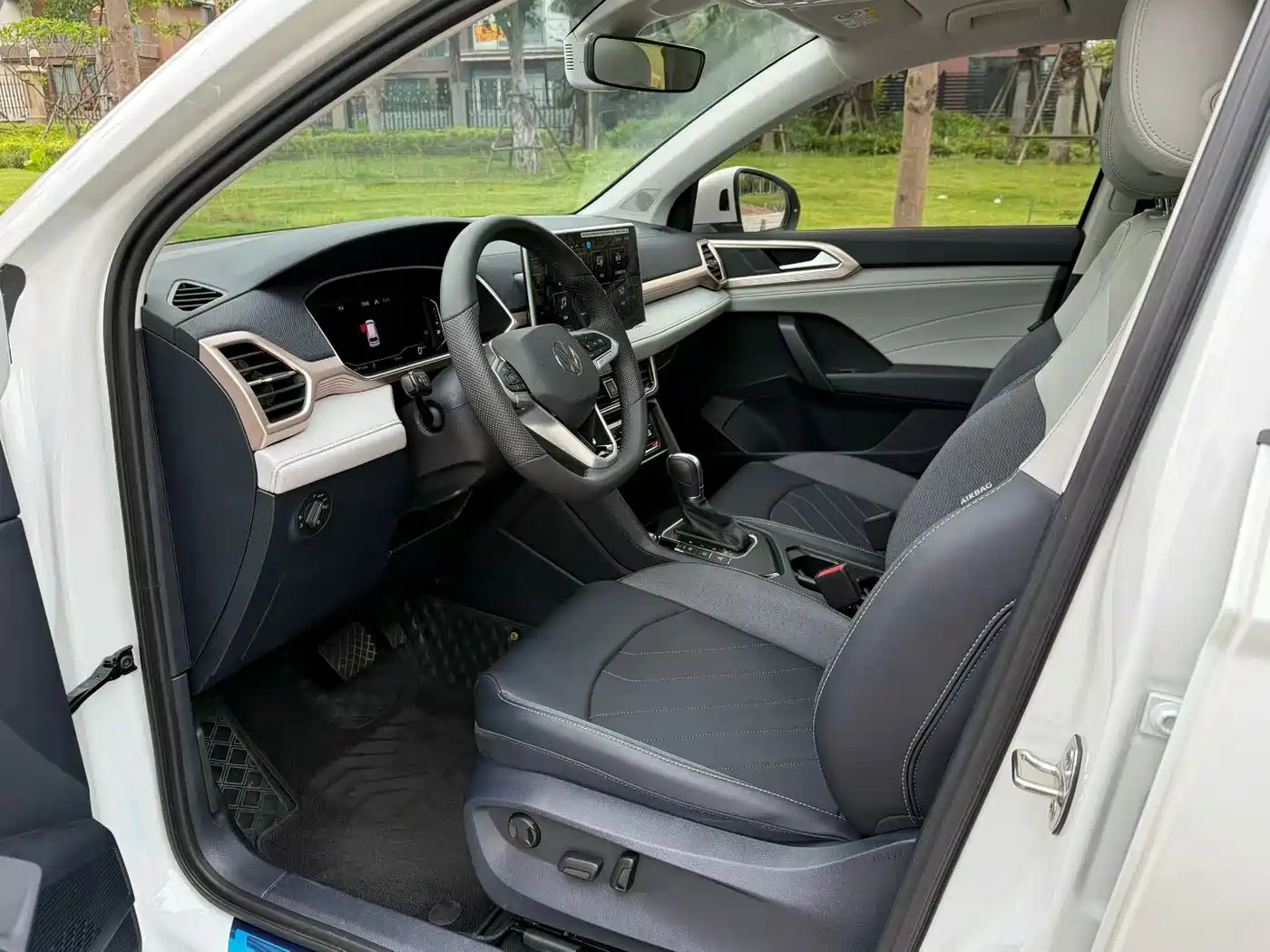 Volkswagen Tharu, миниатюра 9