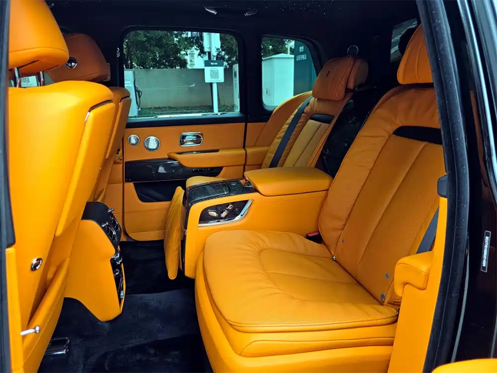 ROLLS-ROYCE CULLINAN