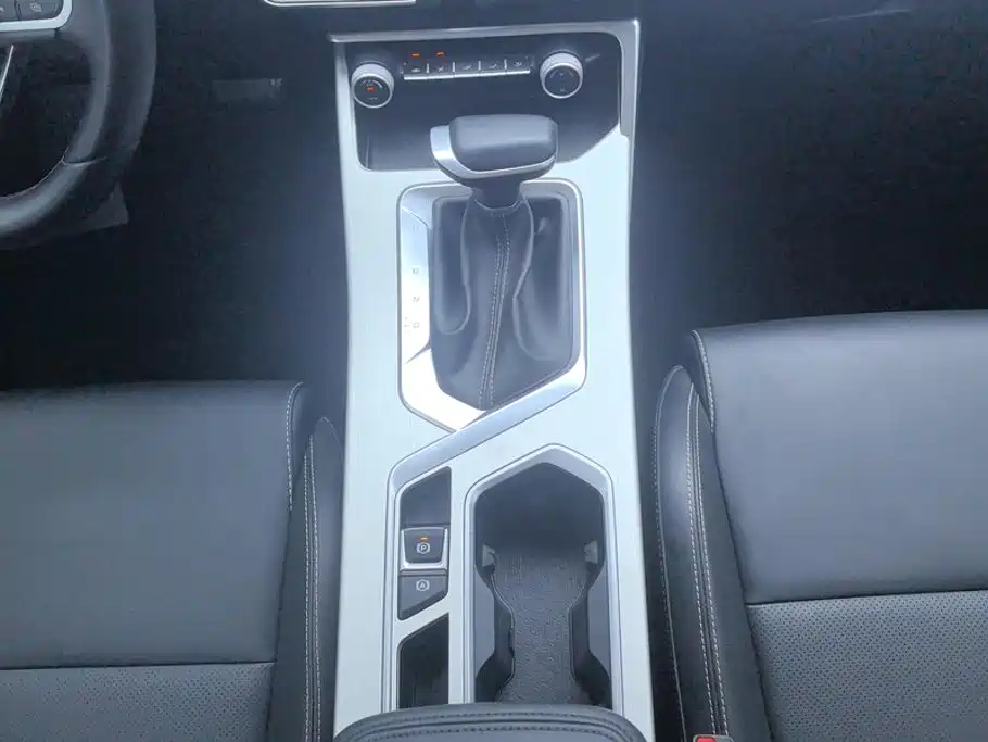 Geely Binyue, миниатюра 16