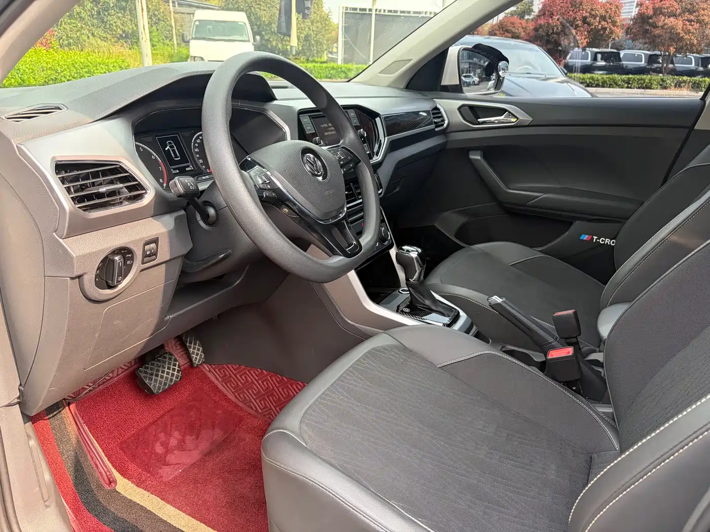 Volkswagen T-Cross 2019 280TSI DSG Comfort Edition фото 10