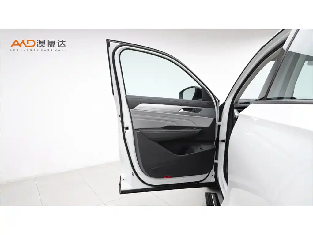 Volkswagen Talagon 2024 380TSI 4WD R-Line Cruise Shared Edition фото 10