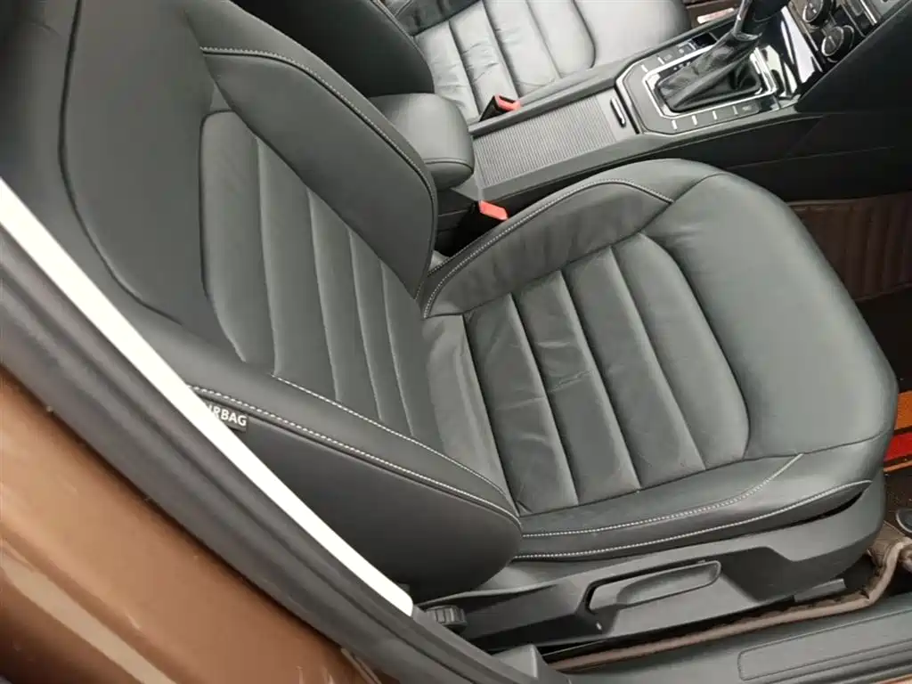 Volkswagen Lamando 2015 330TSI DSG Comfort фото 25