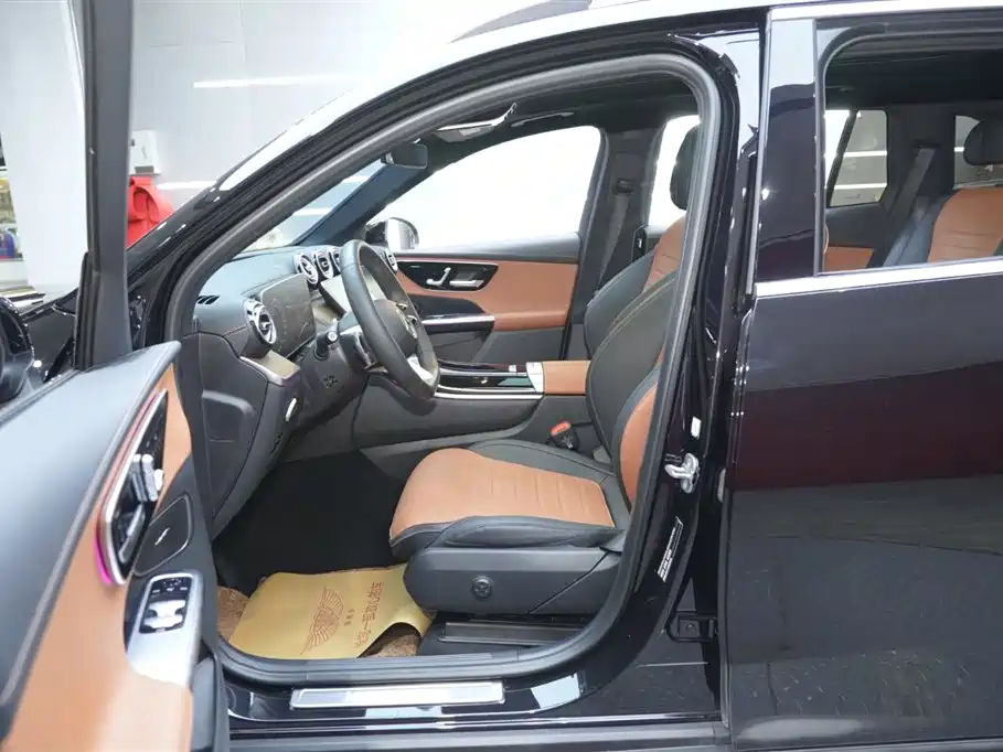 Mercedes-Benz GLC 2024 GLC 300 L 4MATIC Dynamic 7-seater фото 16
