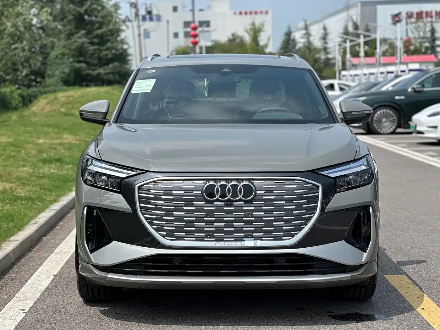 Audi Q4 e-tron 2026 2024 40 e-tron Pioneer Edition