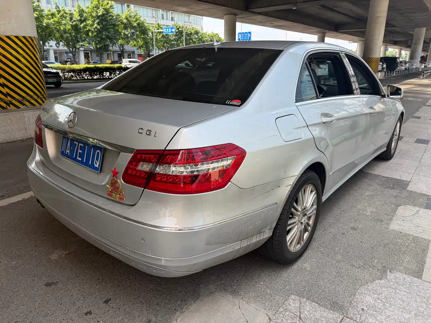 Фото 7 - Mercedes-Benz E-Class