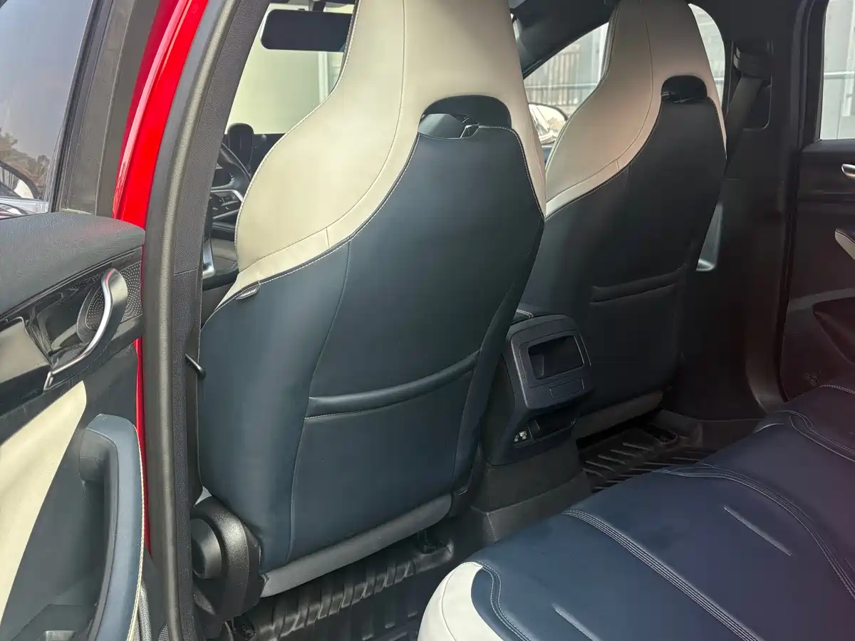 Photo 4 - BYD Qin PLUS