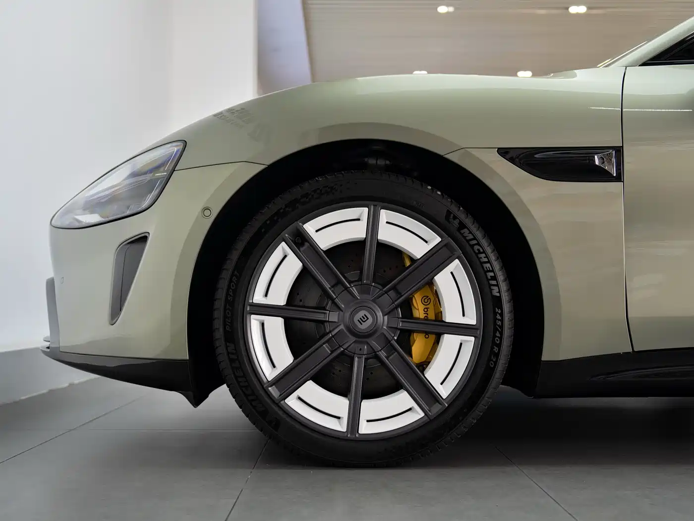 XIAOMI CAR XIAOMI SU7