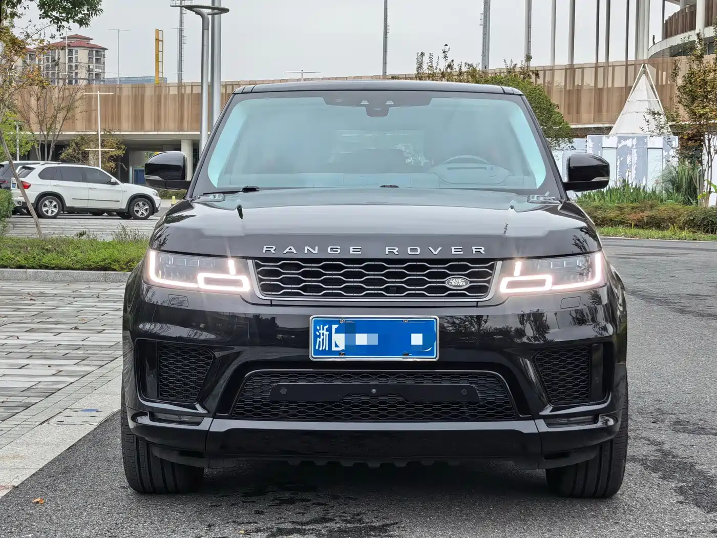 Land Rover Range Rover Sport 2020 3.0 L6 HSE DYNAMIC фото 2