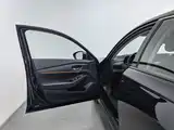 Photo 8 - Honda Accord