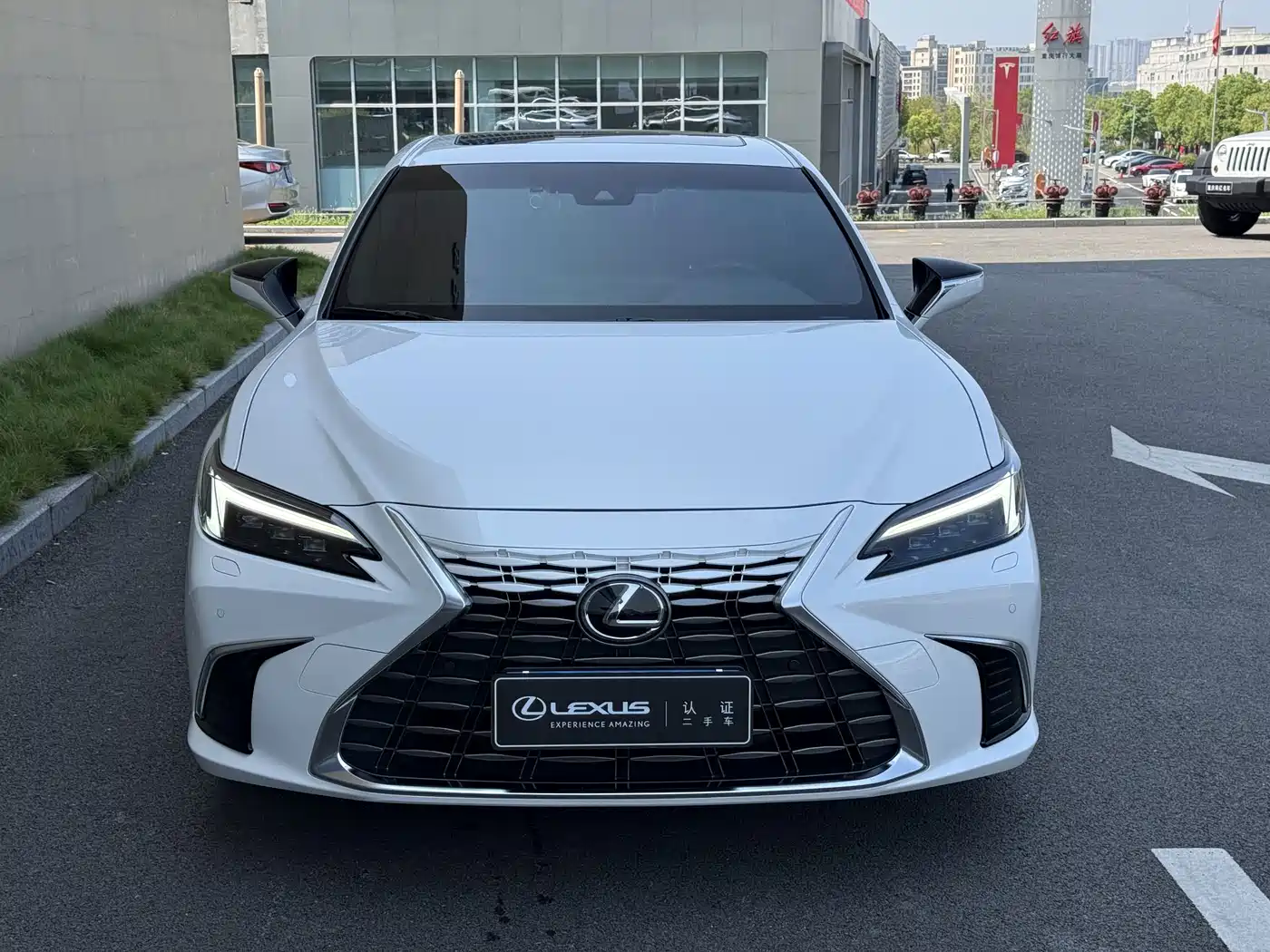 Lexus ES 2025 2025 300h Ultimate Edition