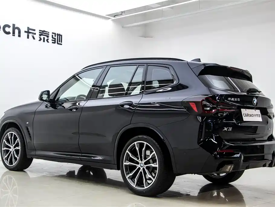 BMW X3 2023 Facelift xDrive30i Leading M Night Package фото 7