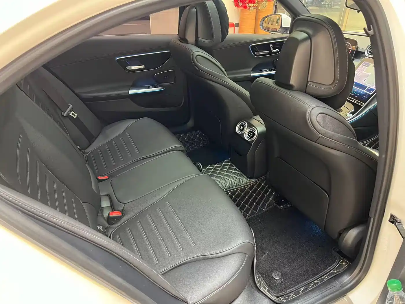 Mercedes-Benz C-Class 2023 Facelift II C 260 L Sport Edition фото 11