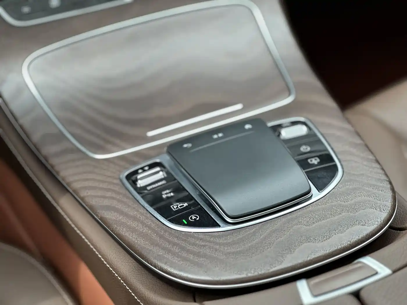 Mercedes-Benz E-Class 2023 E 300 L Luxury фото 11