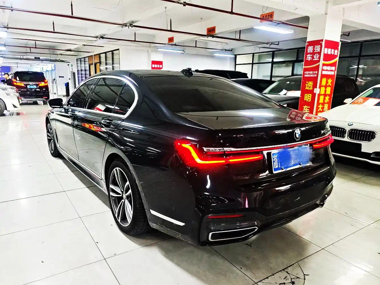 BMW 7 Series 2021 Model 730Li M Sport Package фото 6