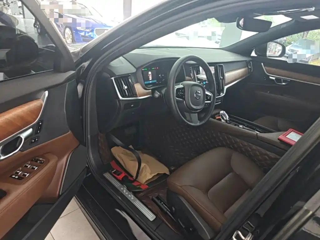 Volvo S90 2025 2025 B5 Zhiyi Luxury Edition