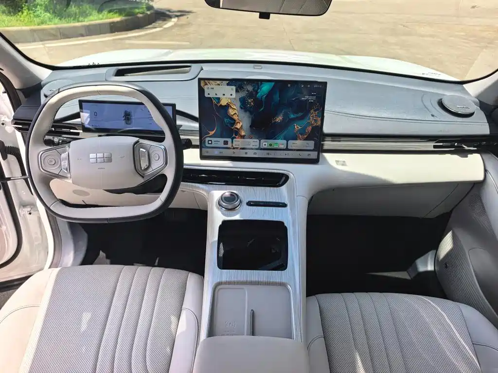 Geely Galaxy Galaxy E5 2024 2024 530km Explore+ Edition