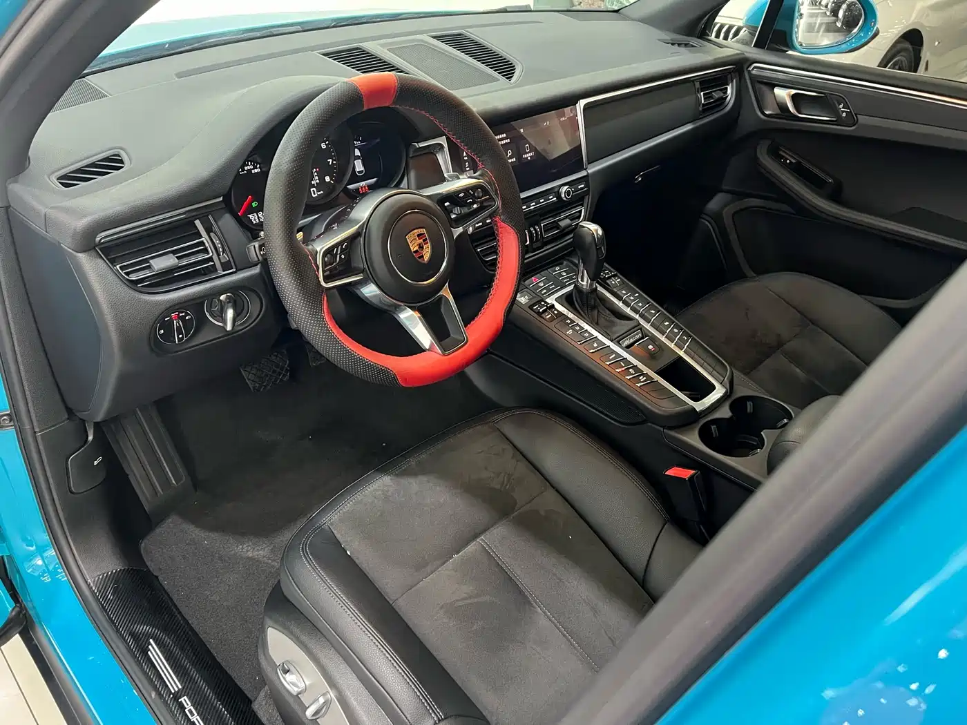 Porsche Macan 2018 Macan 2.0T фото 8