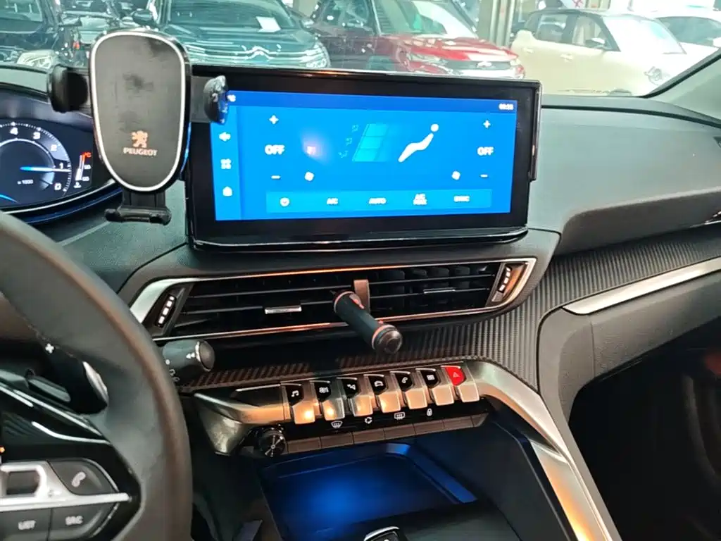 Peugeot 4008 2023 2022 400THP Innovation Edition