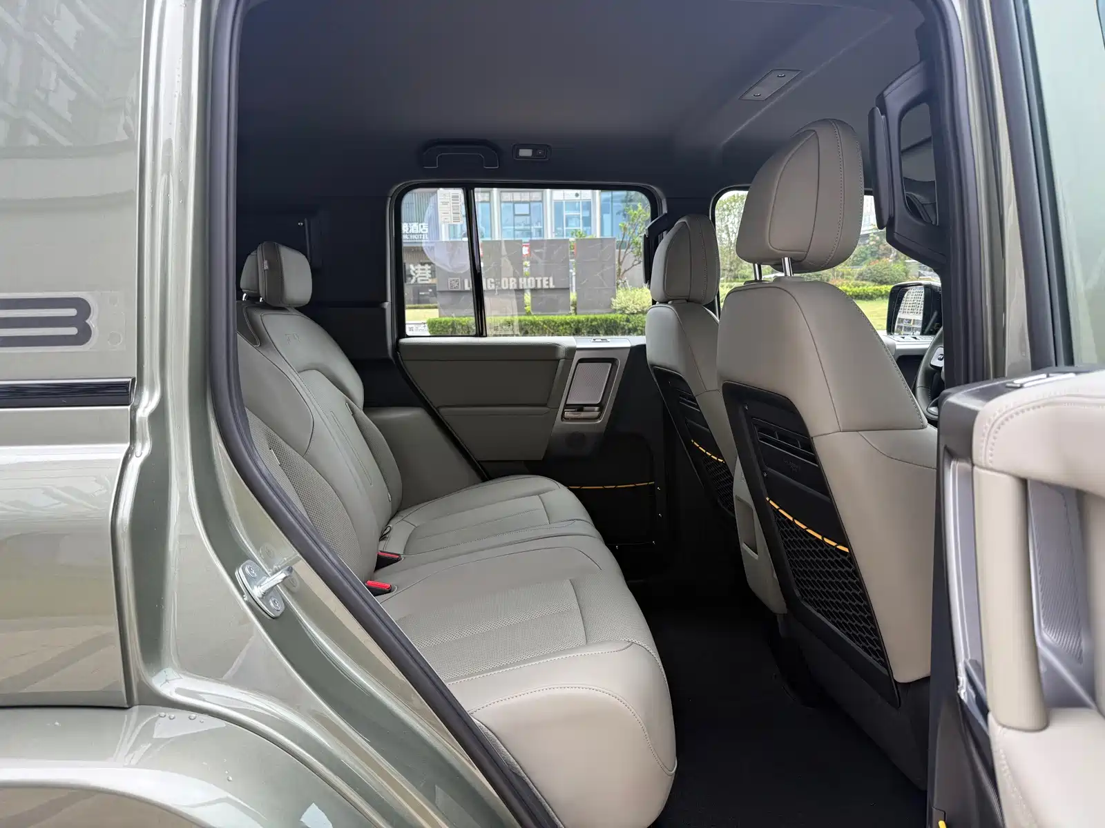 Фото 8 - iCAR V23