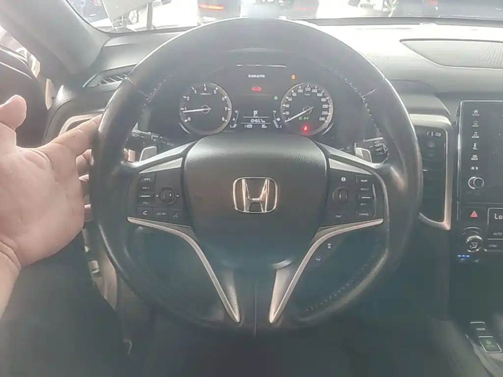 Honda UR-V 2017 2017 370TURBO AWD Prestige Edition China V