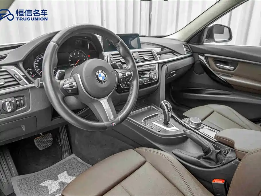 BMW 3 Series 2019 320Li M Sport Package фото 12