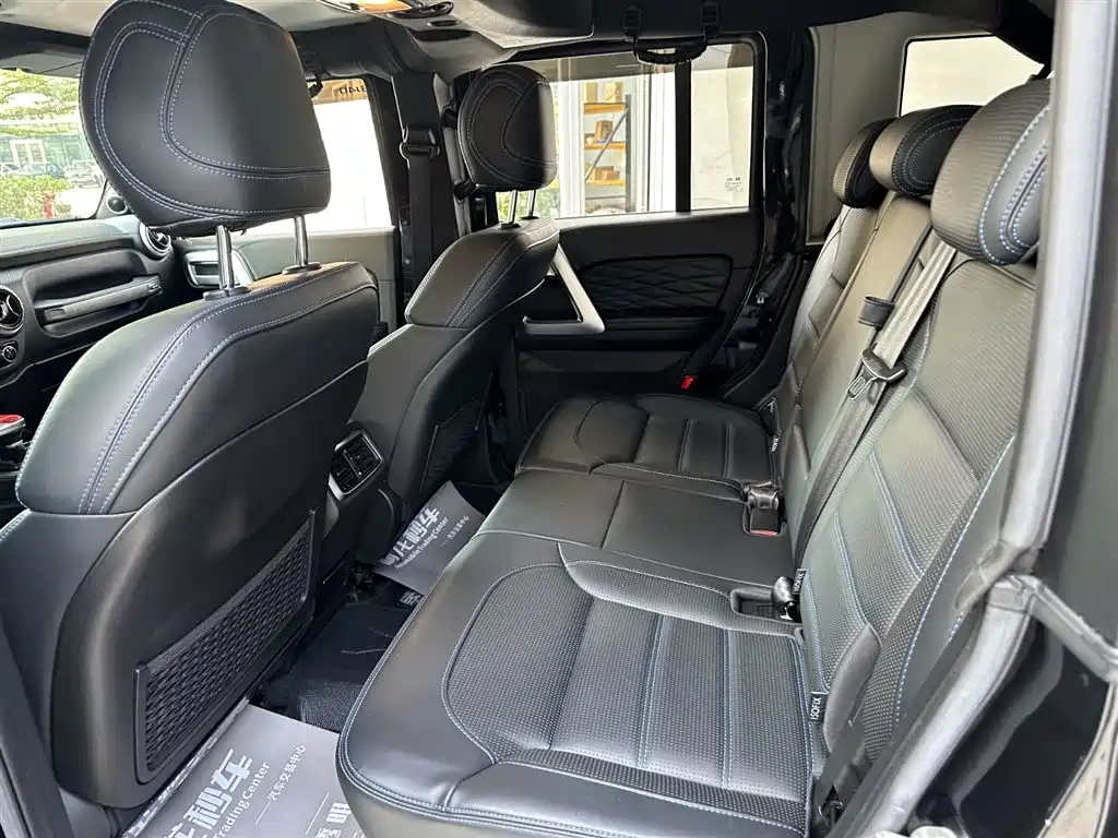BAIC ORV Beijing Offroad BJ40 2023 2.0T Auto 4WD Urban Hunter Knight Edition фото 14