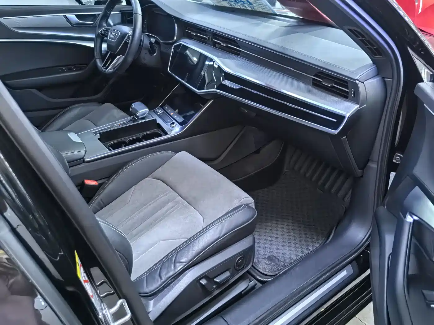 Audi A6L 2020 40 TFSI Luxury Dynamic фото 12