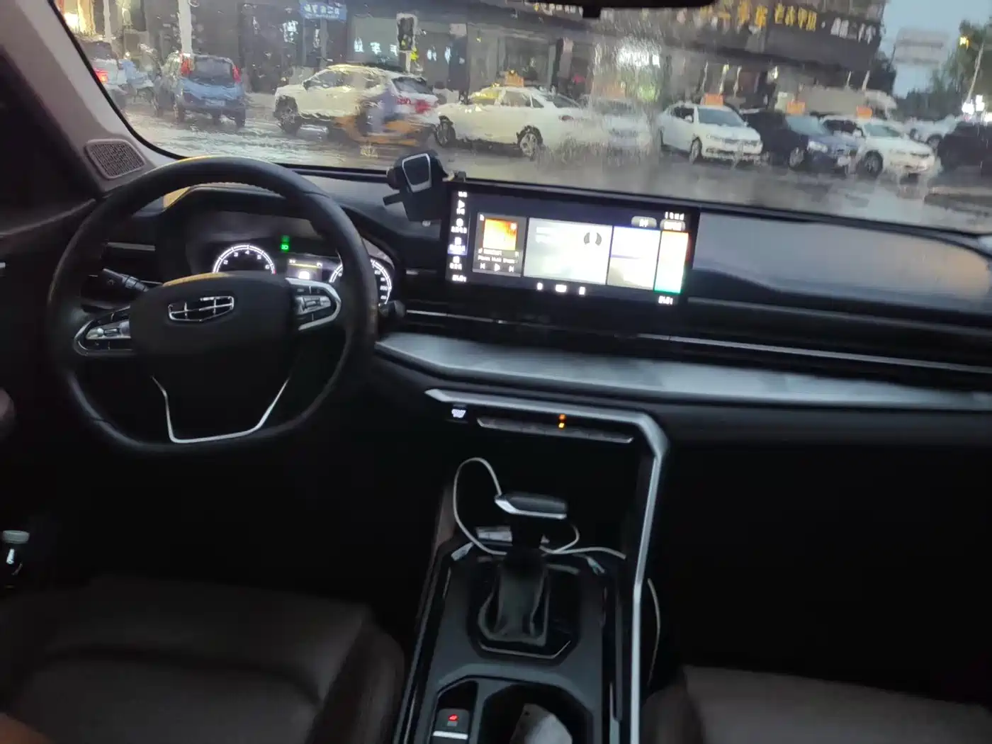 GEELY AUTOMOBILE VISION X6