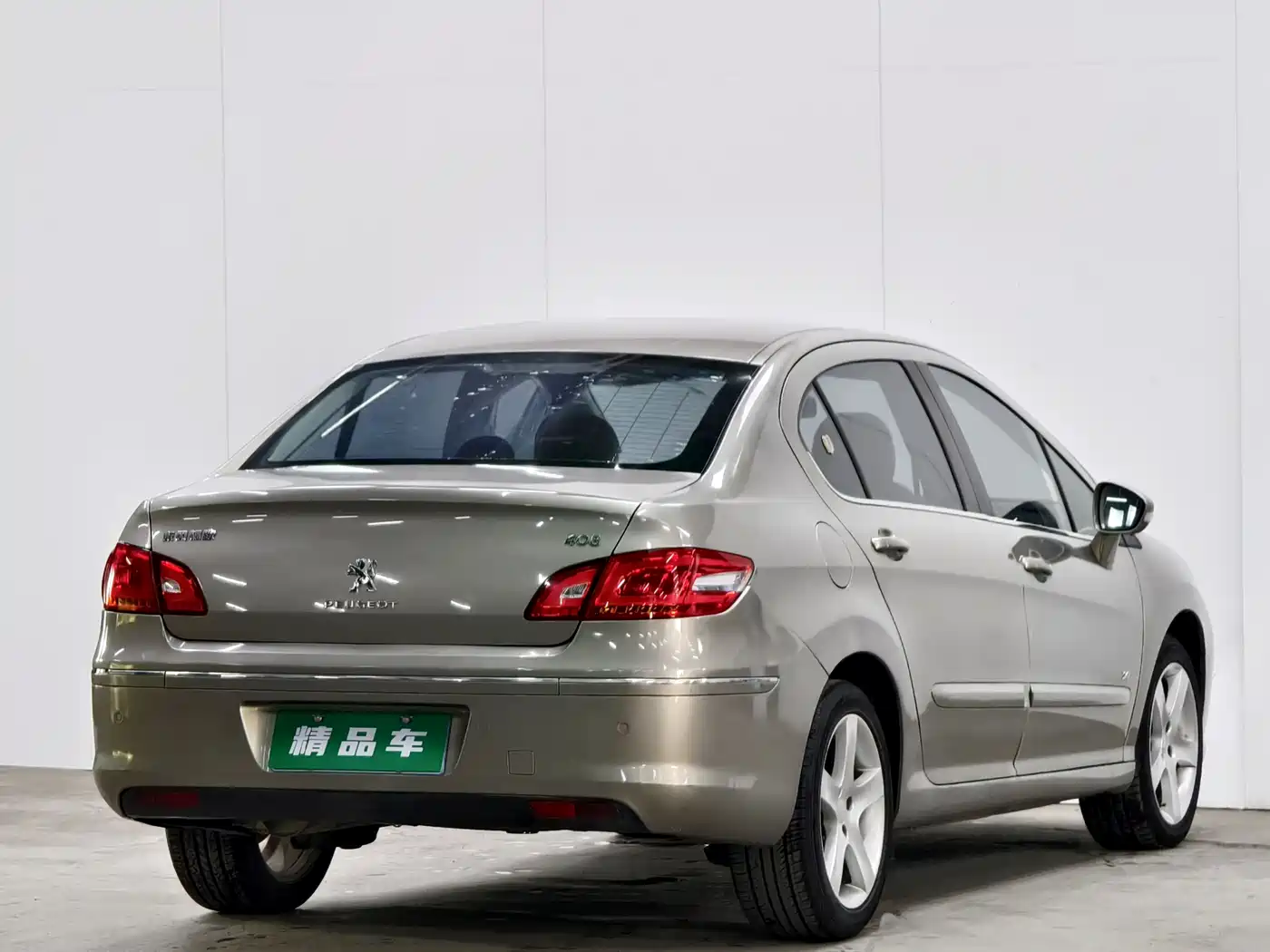 Peugeot 408 2013 1.6L Manual Comfort Edition фото 4