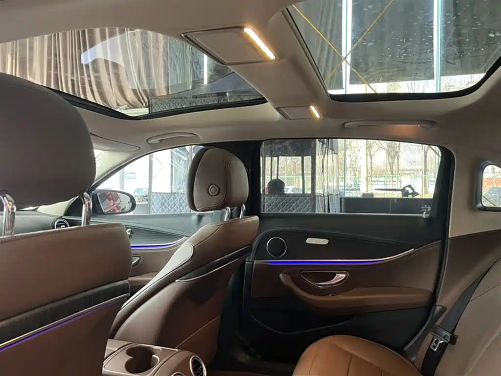 Mercedes-Benz E-Class 2020 Model E 260 L Sport фото 12