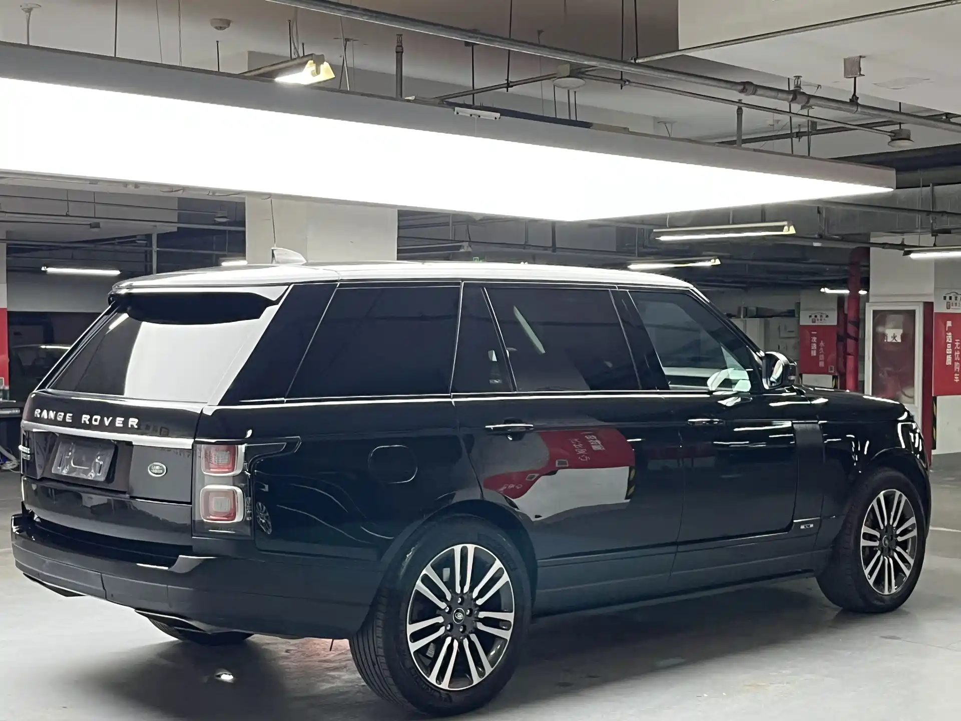 Фото 3 - Land Rover Range Rover