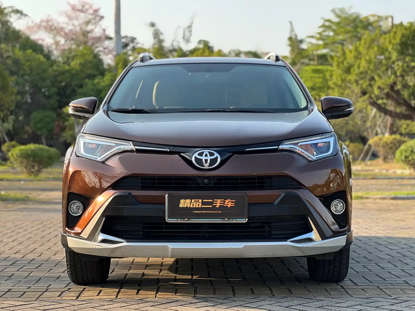 Toyota RAV4 Rongfang 2016 2.0L CVT 2WD Smart (China V) фото 2