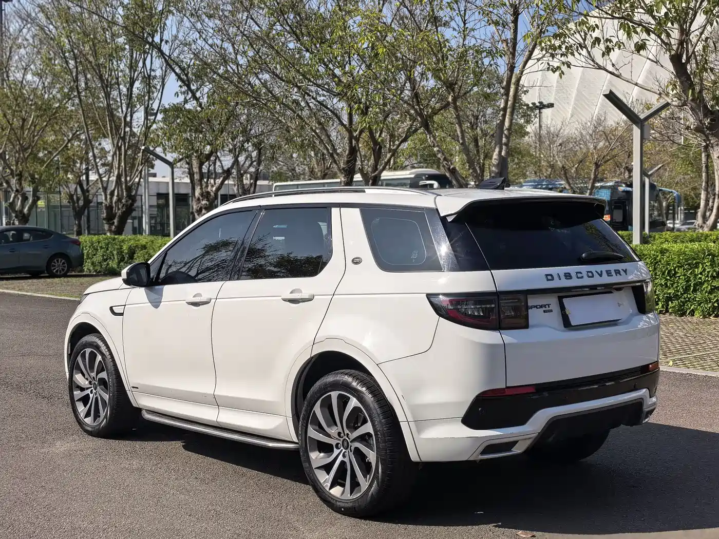 LAND ROVER DISCOVER SPORTS