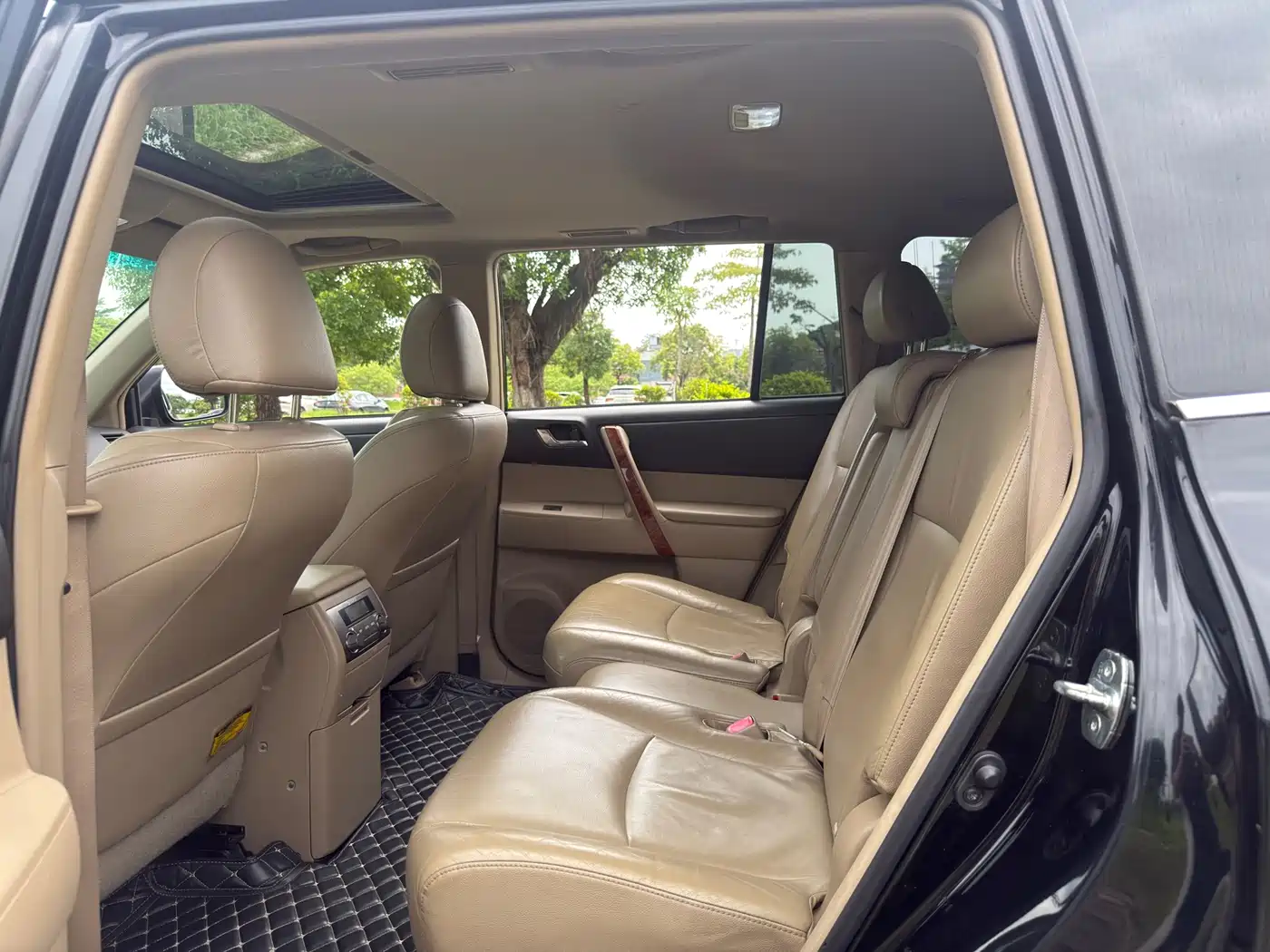 Toyota Highlander 2010 2009 3.5L 4WD 7-seater Luxury Edition