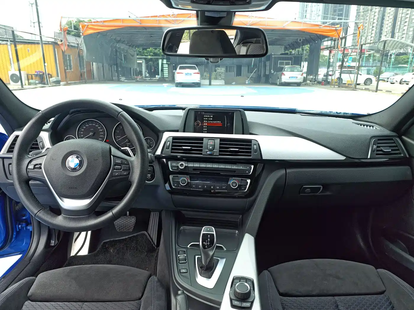 BMW 3 Series 2017 320i M Sport фото 11