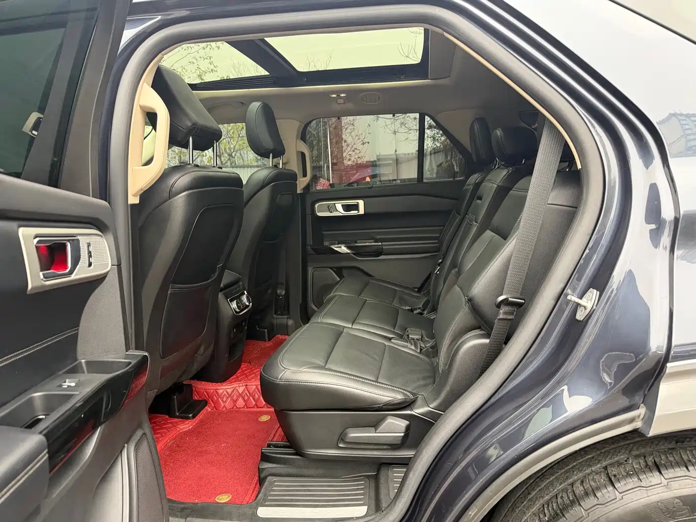 Ford Explorer 2021 2020 EcoBoost 285 AWD Titanium Edition 7-Seater