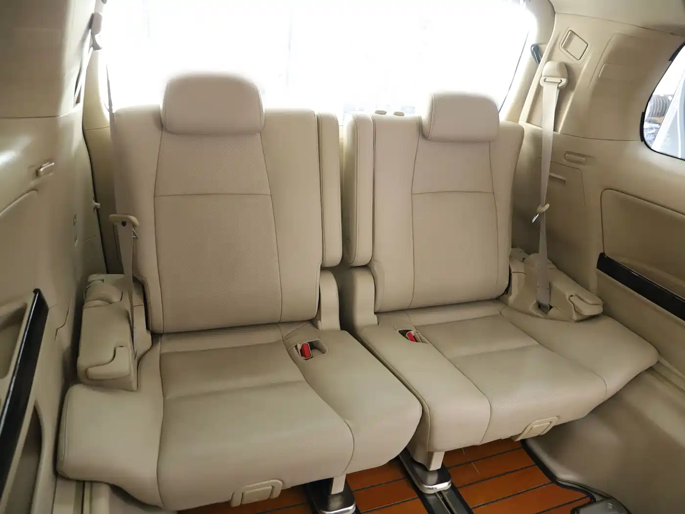 Toyota Alphard 2012 3.5L Luxury Edition фото 9