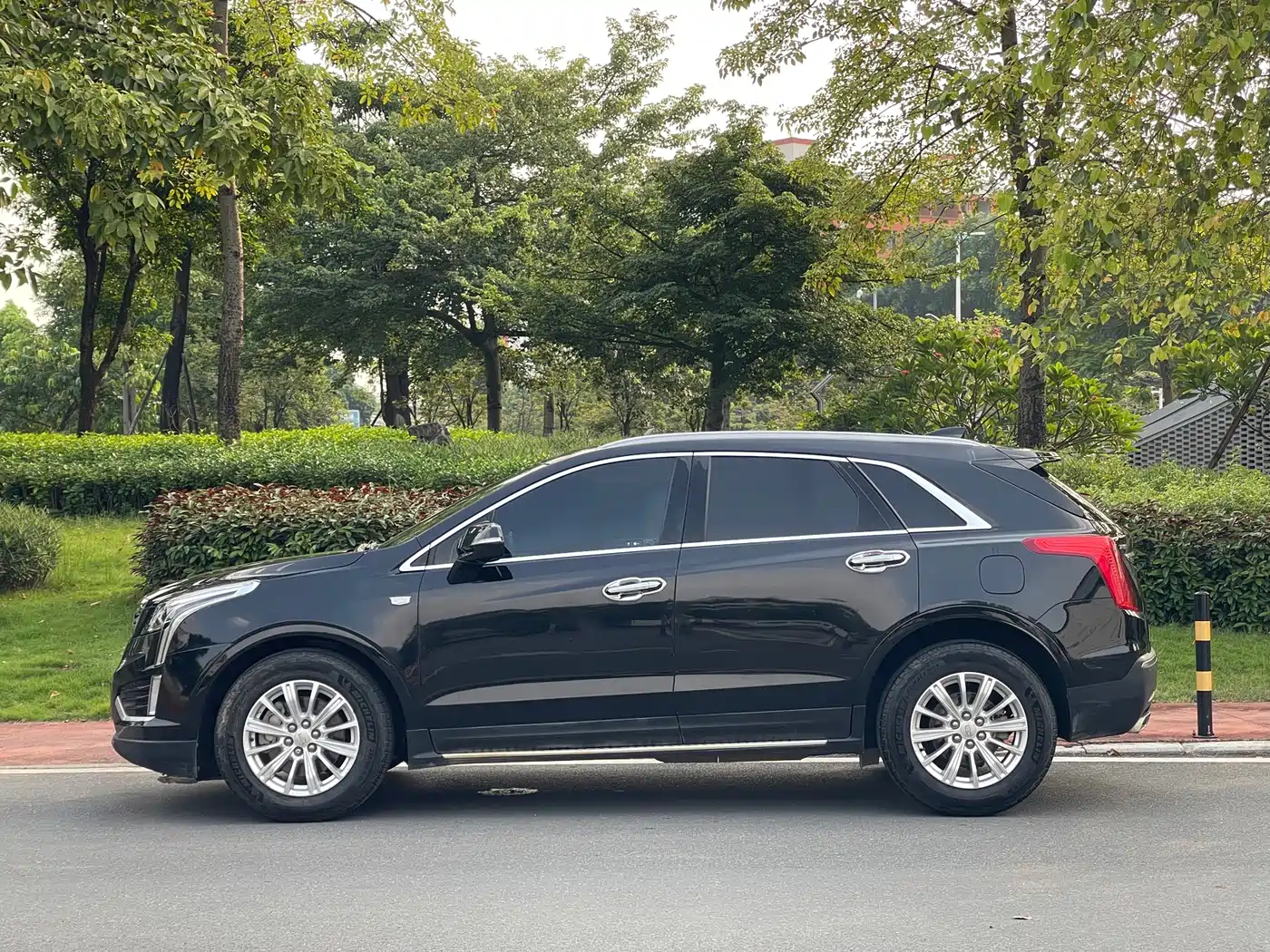 Фото 19 - Cadillac XT5