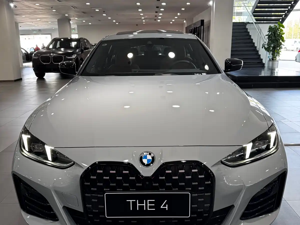BMW 4 Series фото 2