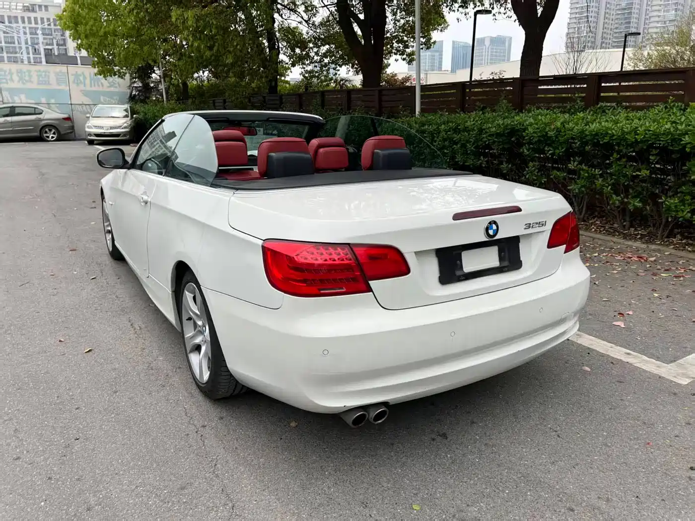 BMW 3 Series (Import) 2013 2011 325i Convertible Coupe