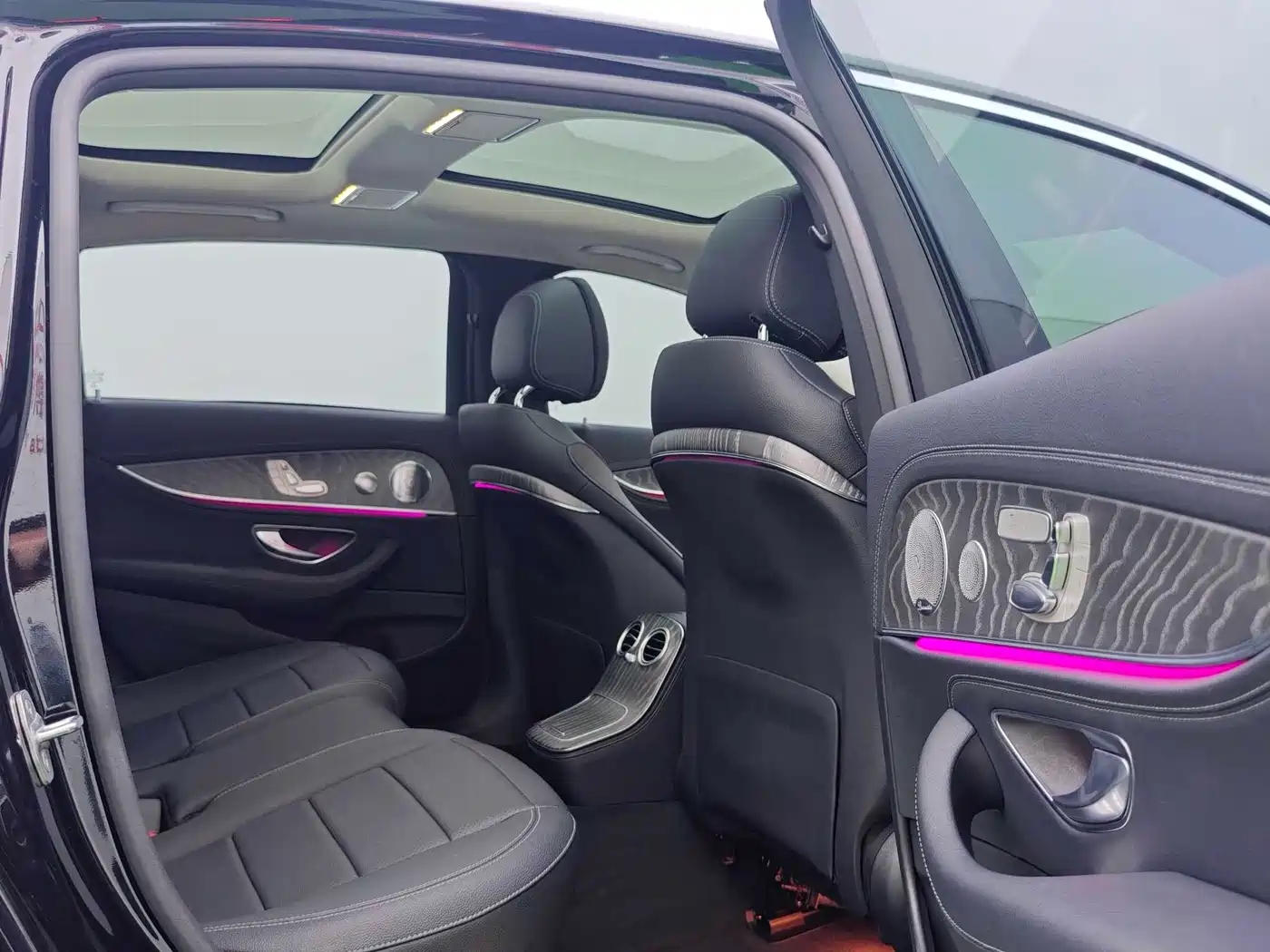Mercedes-Benz E-Class 2021 E 300 L Luxury фото 16